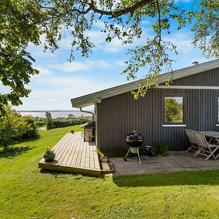 Dorathea - 360m From The Sea By Interhome *