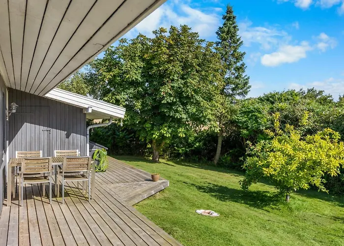 Dorathea - 360m From The Sea By Interhome *